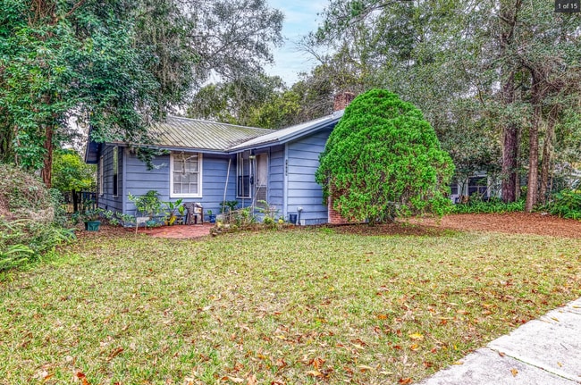 Building Photo - 1009 NW 11th Ave