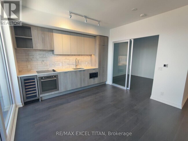 Photo - 2020 Bathurst St Unité 1607