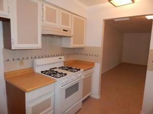 Photo - 330 Wagon Train Dr SE