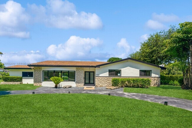 Photo - 7001 SW 126th St