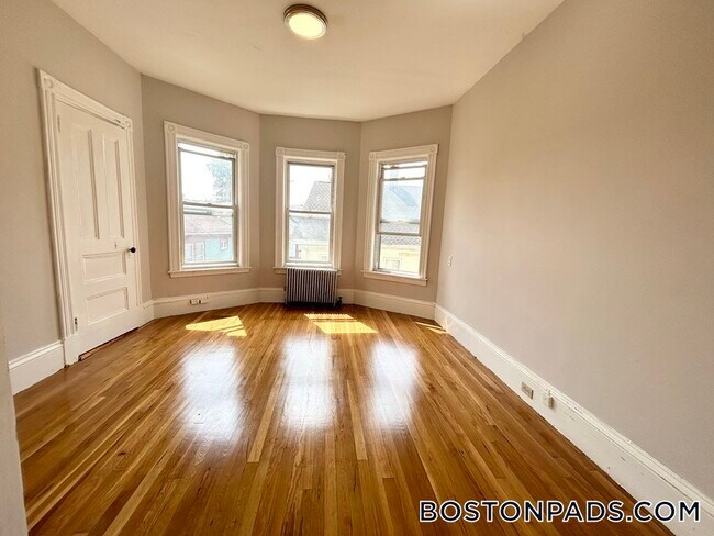 Photo - 22 Humphreys St Unit 3