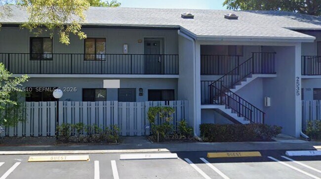 Building Photo - 2535 SW 22nd Ave Unit 2020