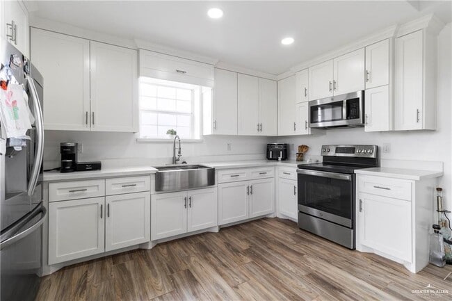 Photo - 13 Jesus Flores Rd