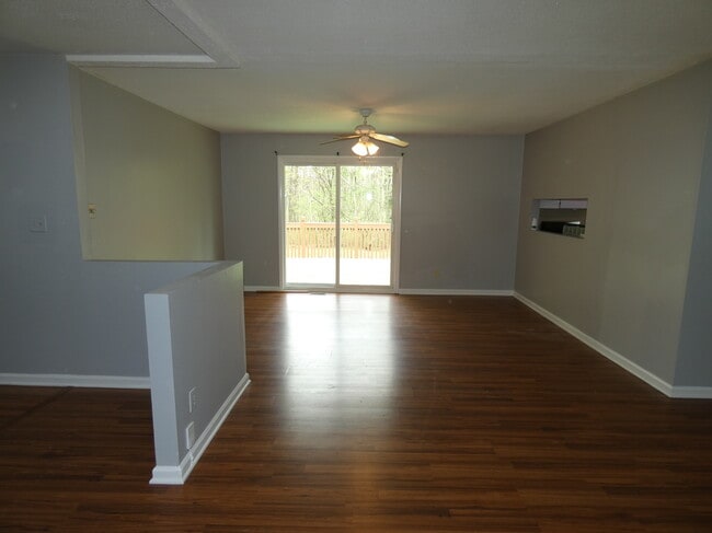 Photo - 5800 Meadowbrook Rd