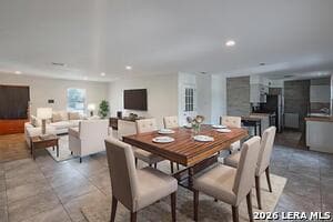 Photo - 607 Colwyn Pass