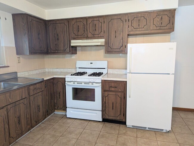 258 Edmond St