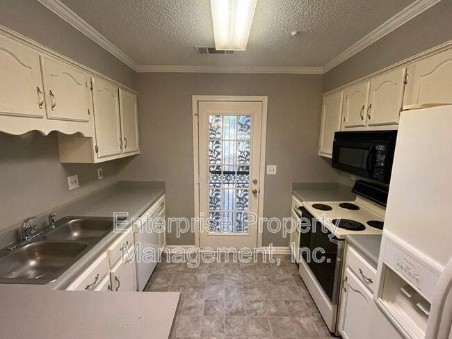 Photo - 3094 Brandon Way Ln