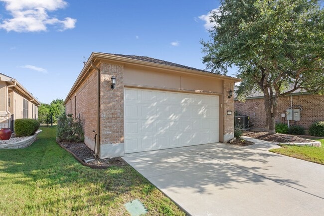 Photo - 107 Martin Creek Ln