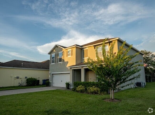 Building Photo - Spacious 5BR House in Haines City