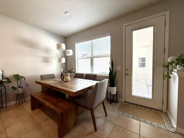 Photo - 5030 Caspian St