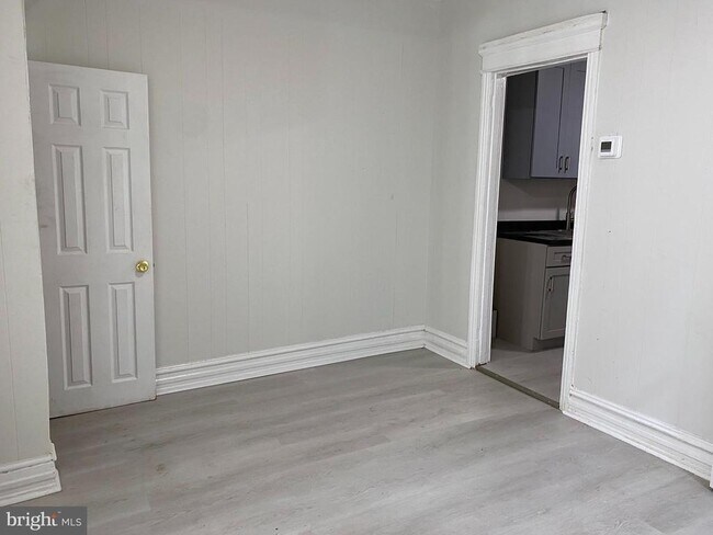 Photo - 1919 N Patton St