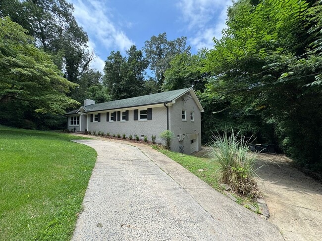 Photo - Renovated 4/3 House in North Hills- $1,995