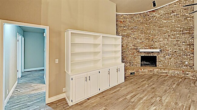 Photo - 2004 Sandy Creek Trail