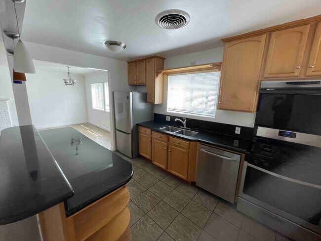 Photo - BEST VALUE IN SHERMAN OAKS!