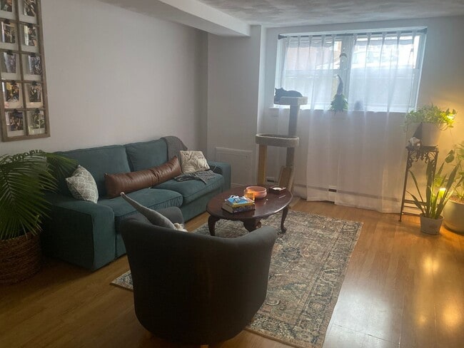Photo - Great 2 bed 1 Bath in Brighton