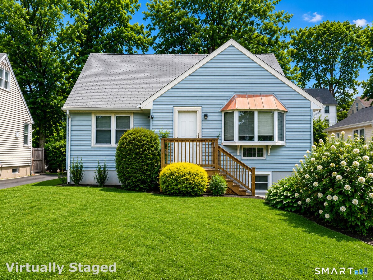 Photo - 194 Englewood Ave