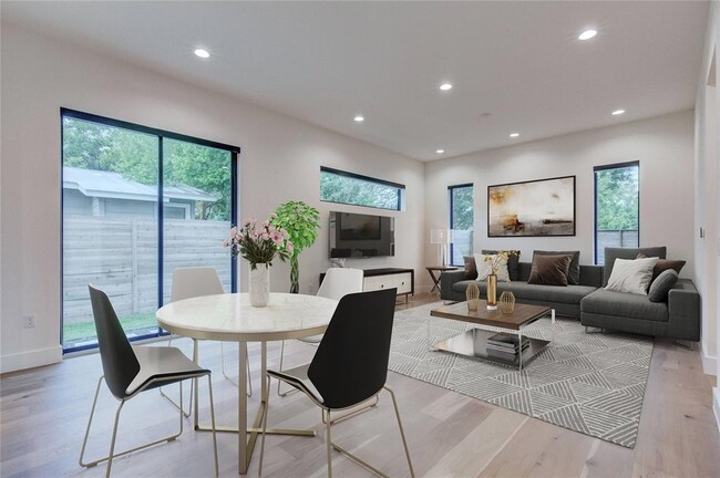 Photo - 311 Havana St