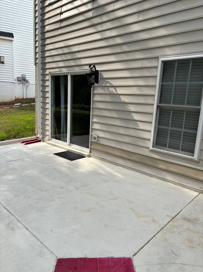 Photo - 3197 Tulip Tree Pl