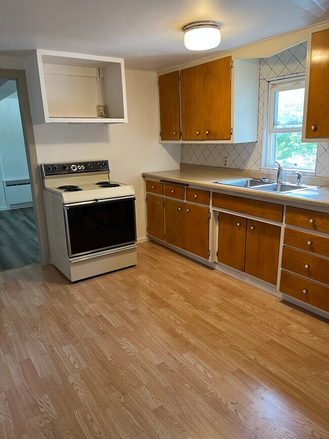 1745 N Mason St Unit B
