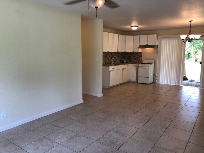 Photo - 16-2100-2100 Lehua Dr