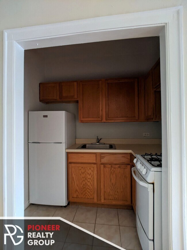 Photo - 1154 N Dearborn St Unit #1164-407