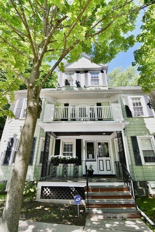 Building Photo - 15 Penhallow St Unit #2 Rental