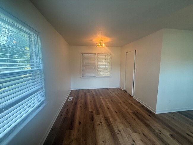 Photo - 3 bed 2 bath in the heart of the city