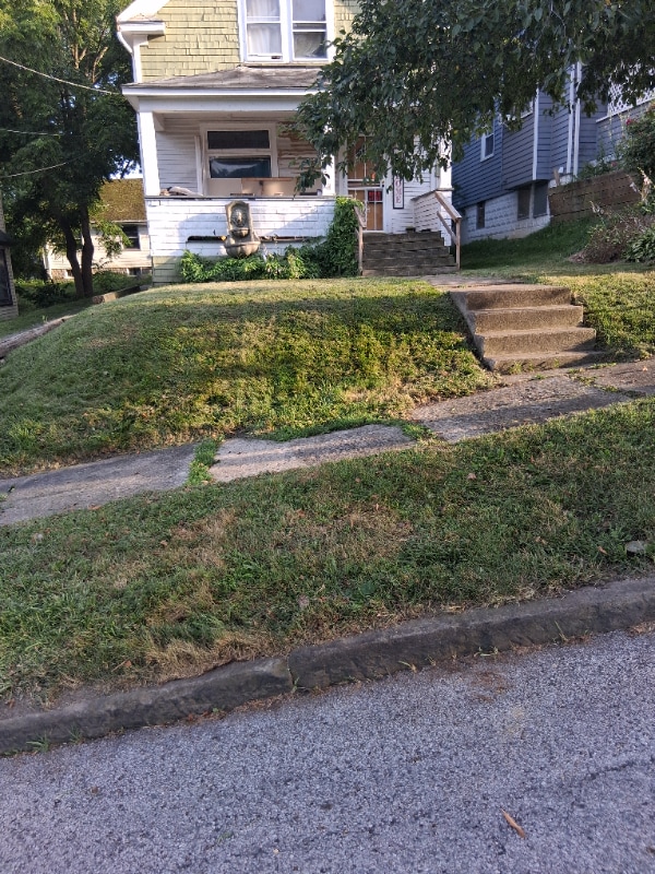 Building Photo - 1803 Pointview Ave Rental