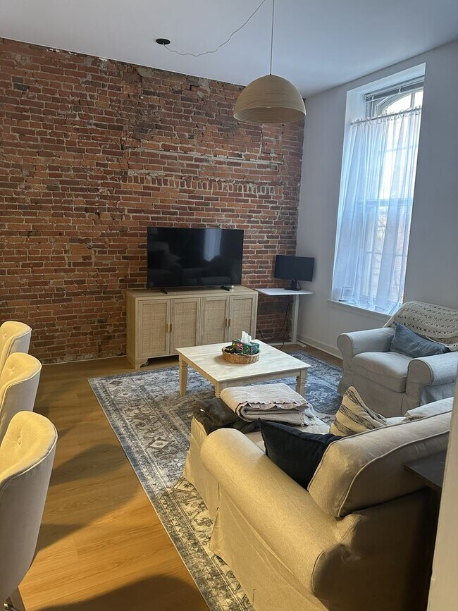 Photo - Welcome to Urban Elegance in the Heart of Historic Old City, Philadelphia Unit 208