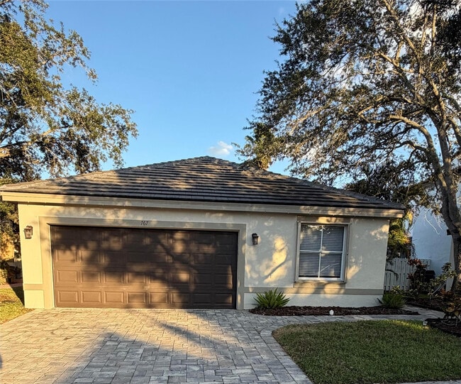 Building Photo - 767 Stanton Dr