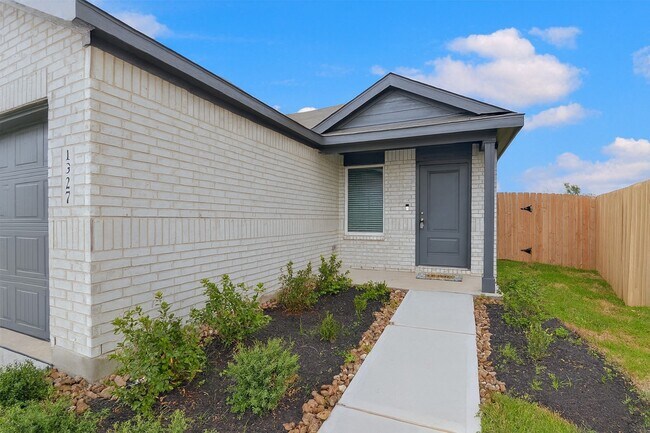 Photo - 1327 Tanner Dell Dr