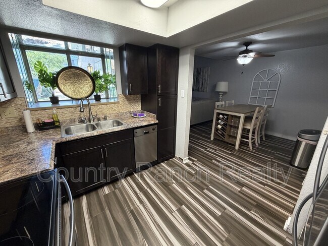 Photo - 1800 Club House Dr Unit 83 - 1