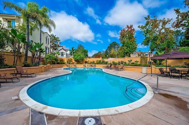 Building Photo - 12368 Carmel Country Rd