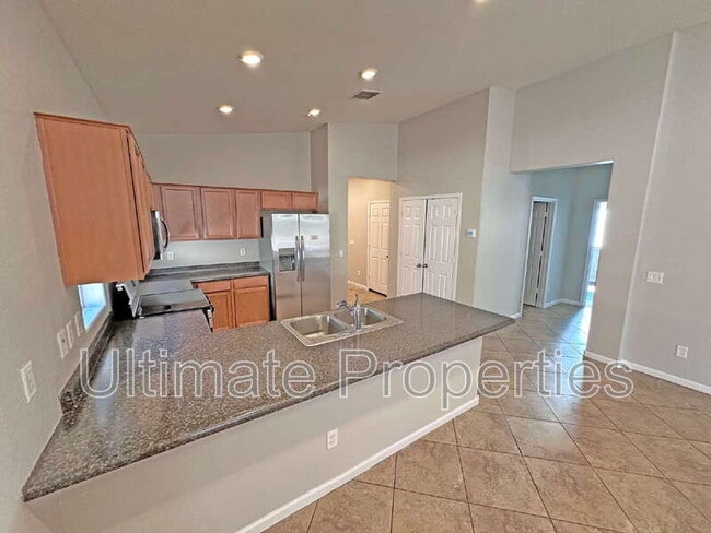 Photo - 13014 W Lamar Rd