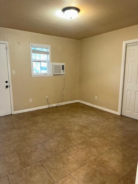 Photo - 5509 Guadalupe St