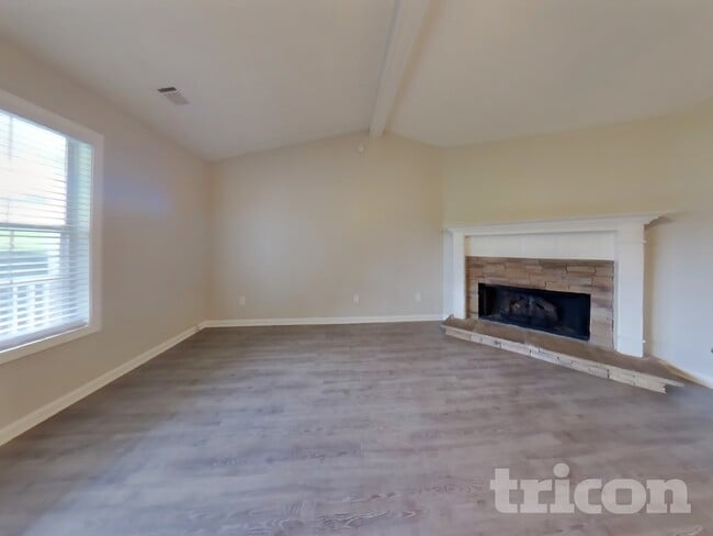 153 Michael Ln