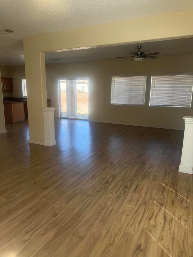 Photo - 1012 Kiska St NW