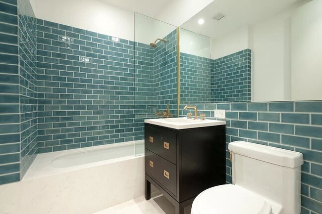 93 Worth St Unit 320