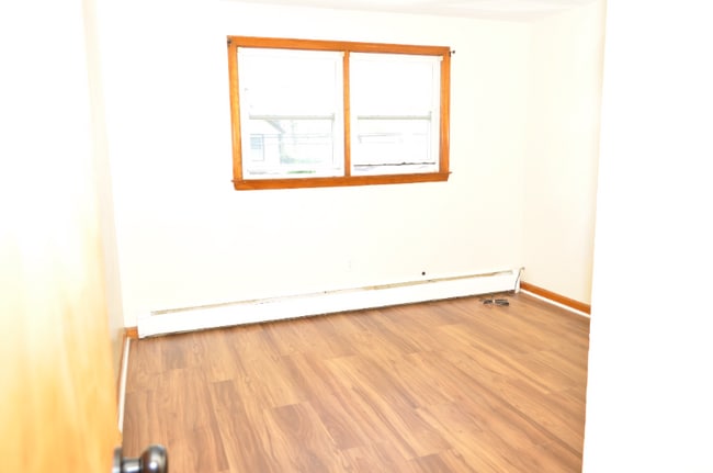 Photo - 12 Maple Ave Unit #2