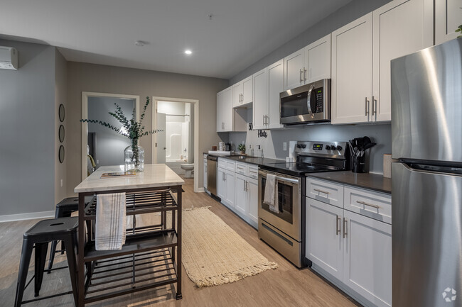 1BR, 1BA - The Magnolia - 824SF - Kitchen - Fifty Forty Flats Apartments