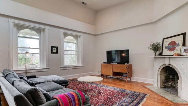 Photo - 7106 Maple Ave Unidad #3