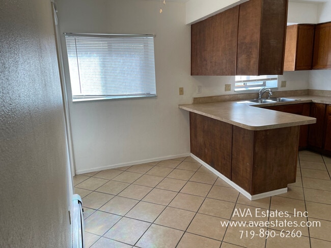 Photo - 1324 Anita St