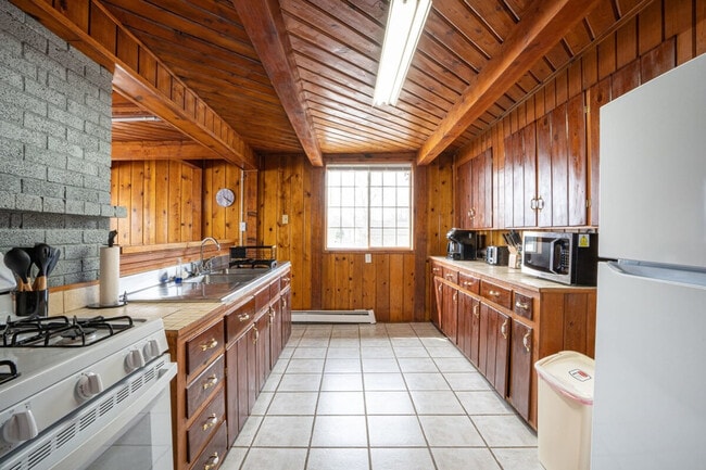 Photo - 404 E State St Unit SI ID1539800P