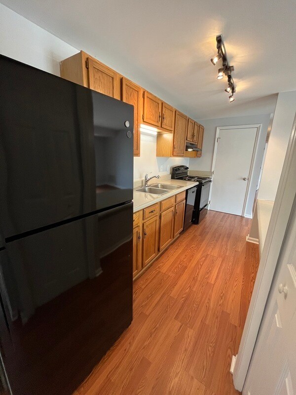 Photo - 9501 Shannon Green Dr Unit M