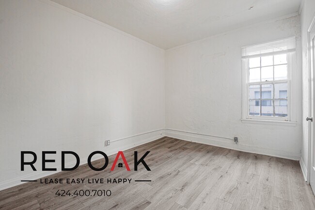 Photo - 329 S Manhattan Pl Unit 301