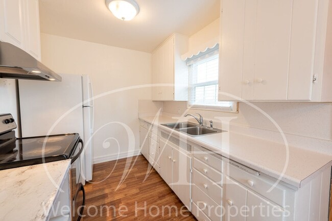 Photo - Great 3 Bedroom Home with Big Backyard