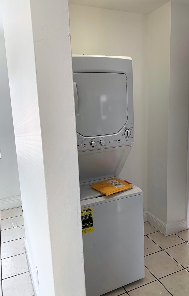 Photo - 1916 SW 11th St