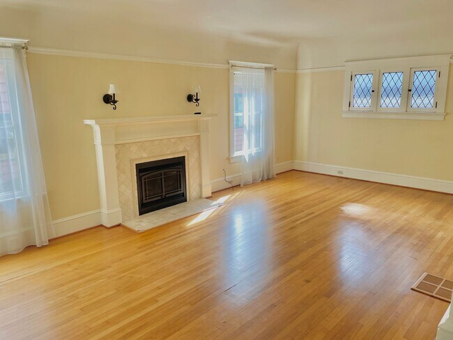 Photo - Coveted Laurelhurst Craftsman, Detached Garage, A/C, Hardwoods...A Rare Listing!