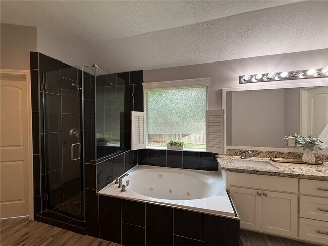 Photo - 3519 Pedernales Trails Ln