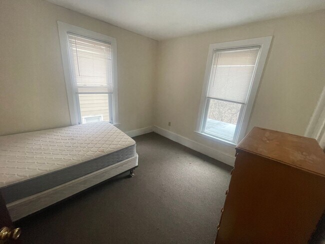 215 Giles St Unit A